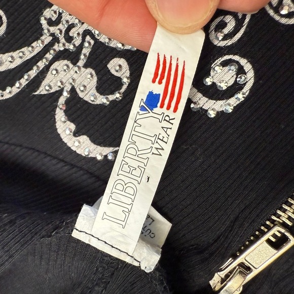 VTG Y2K Liberty Wear Black Zip Up Hoodie Sz L Rhinestone Grunge Streetwear Moto - Picture 6 of 9